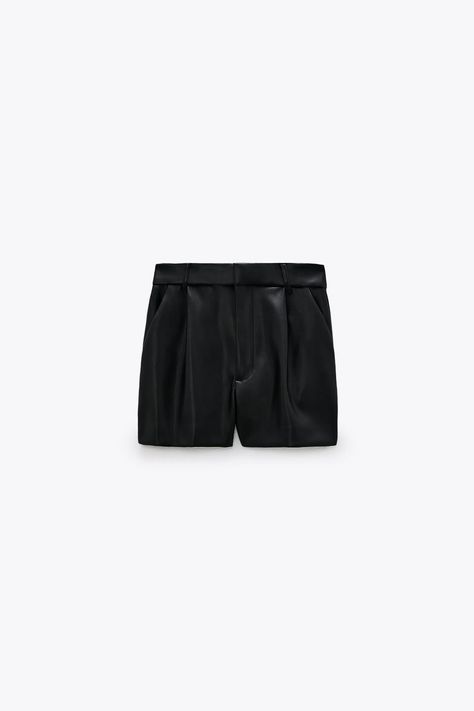 https://flyfiercefab.com/wp-content/uploads/2020/10/Zara-Black-Faux-Leather-Shorts.jpg